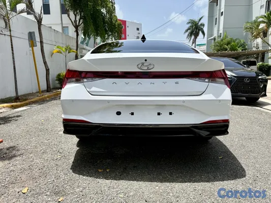 2021 Hyundai Avante — foto 12 / 12