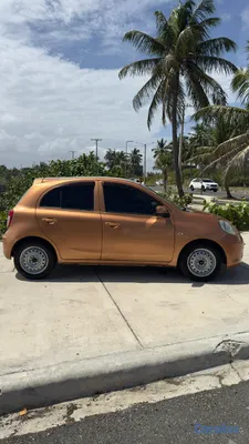 2013 Nissan March — foto 8 / 13