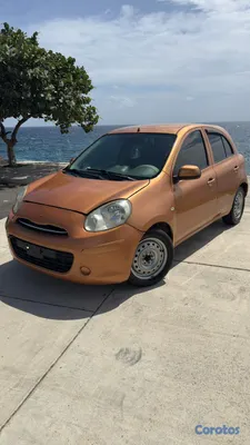 2013 Nissan March — foto 10 / 13