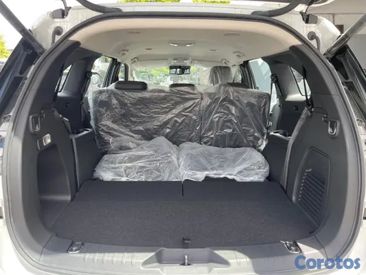 2026 Isuzu Mux — foto 9 / 10