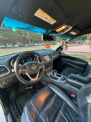 2016 Jeep Grand Cherokee — foto 6 / 8
