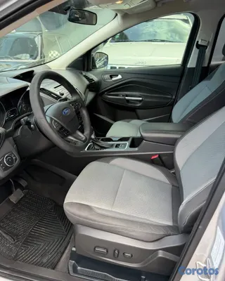 2017 Ford Escape — foto 8 / 9