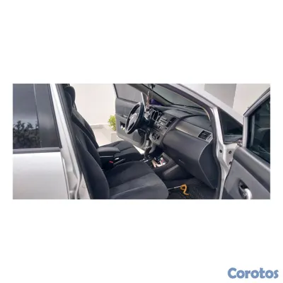 2011 Nissan Versa — foto 9 / 9