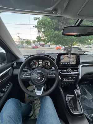 2025 Suzuki Grand Vitara — foto 9 / 10