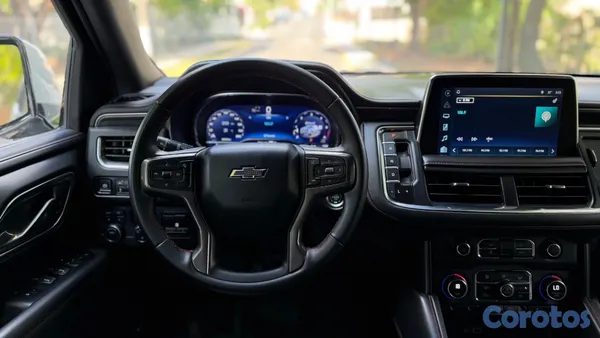 2025 Chevrolet Tahoe — foto 4 / 14
