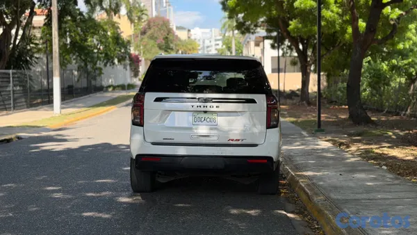 2025 Chevrolet Tahoe — foto 5 / 14