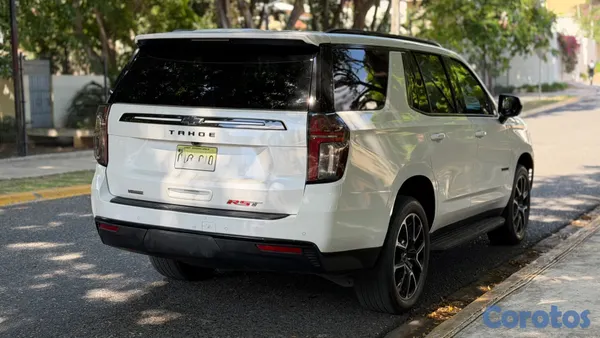 2025 Chevrolet Tahoe — foto 6 / 14