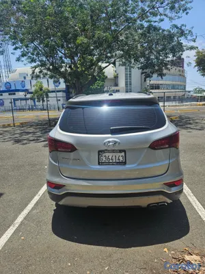 2016 Hyundai Santa Fe — foto 3 / 18