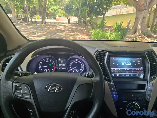 2016 Hyundai Santa Fe — foto 18 / 18