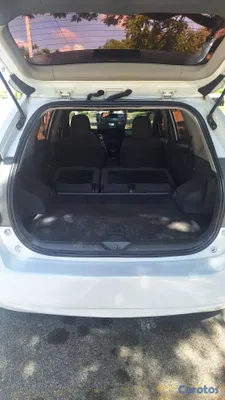 2014 Toyota Prius — foto 11 / 16