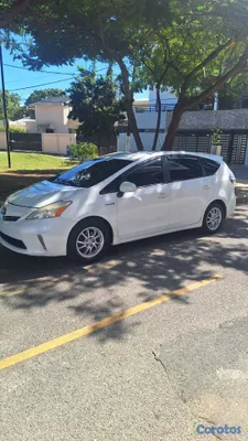 2014 Toyota Prius — foto 16 / 16