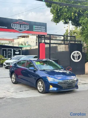 2019 Hyundai Elantra — foto 5 / 10