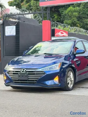 2019 Hyundai Elantra — foto 7 / 10