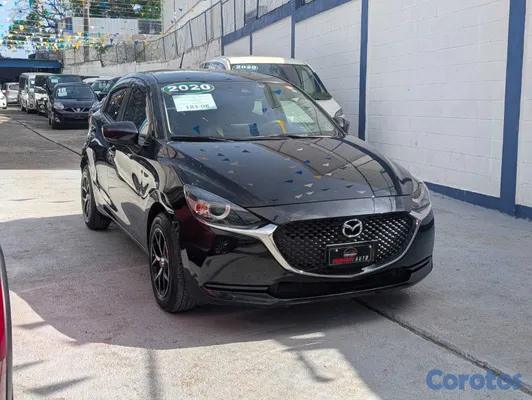 2020 Mazda 2 — foto 2 / 15