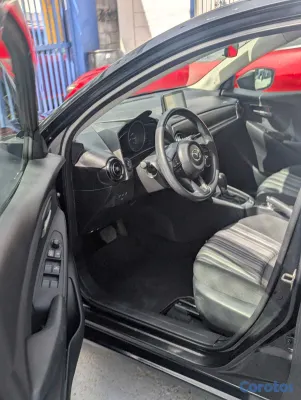 2020 Mazda 2 — foto 5 / 15