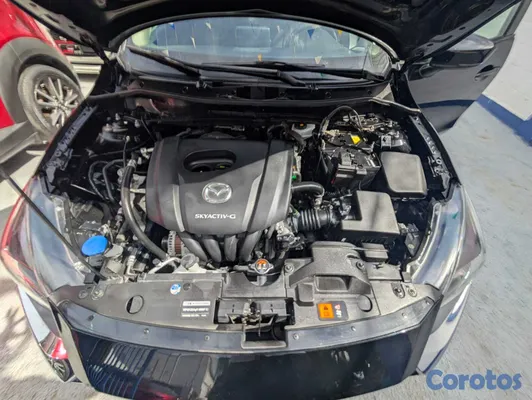 2020 Mazda 2 — foto 8 / 15