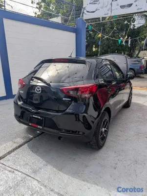 2020 Mazda 2 — foto 11 / 15