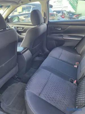 2017 Nissan Altima — foto 9 / 10