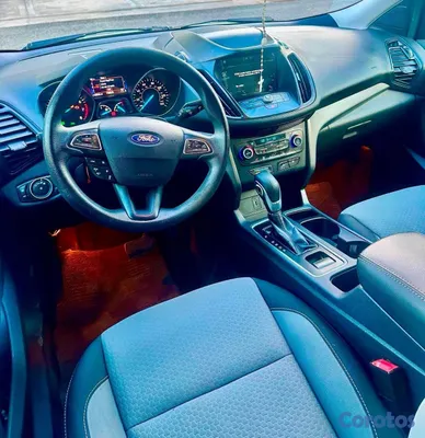 2019 Ford Escape — foto 7 / 10