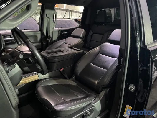 2021 Chevrolet Silverado — foto 5 / 8