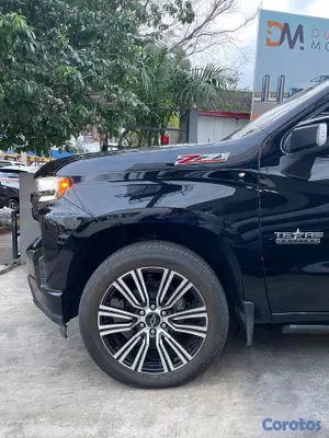 2021 Chevrolet Silverado — foto 8 / 8