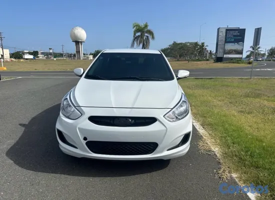 2019 Hyundai Accent — foto 3 / 4