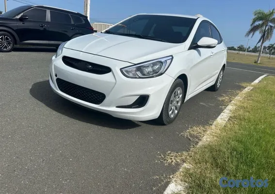 2019 Hyundai Accent — foto 4 / 4