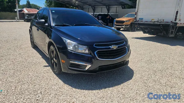 2015 Chevrolet Cruze — foto 2 / 7