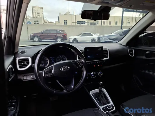2022 Hyundai Venue — foto 3 / 12