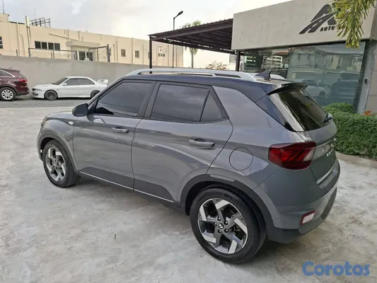 2022 Hyundai Venue — foto 5 / 12