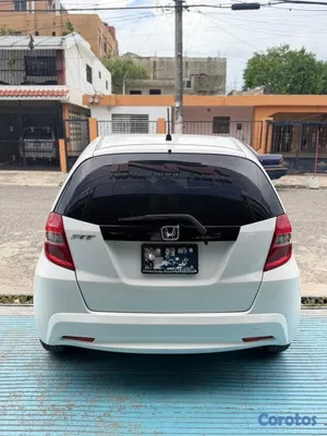 2012 Honda Fit — foto 5 / 10