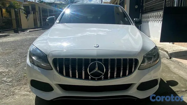 2017 Mercedes-Benz Clase C