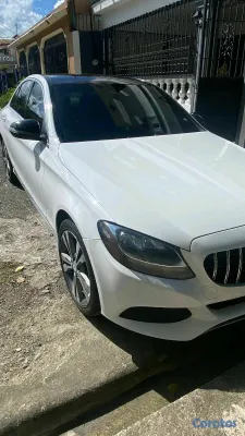 2017 Mercedes-Benz Clase C — foto 5 / 8