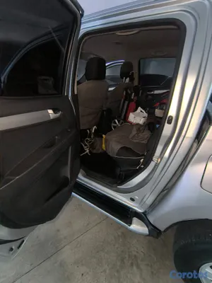 2013 Isuzu Dmax — foto 7 / 8