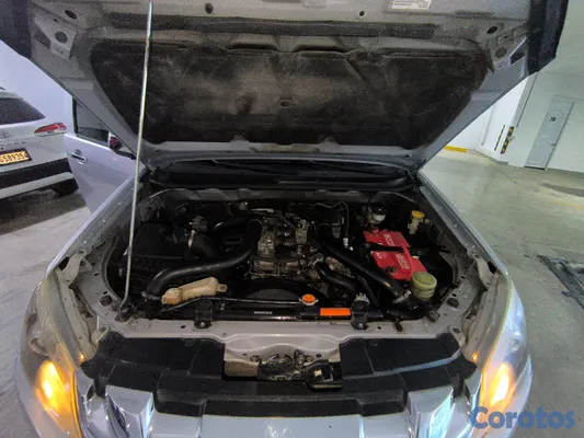 2013 Isuzu Dmax — foto 8 / 8