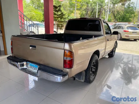 1998 Toyota Tacoma — foto 8 / 9