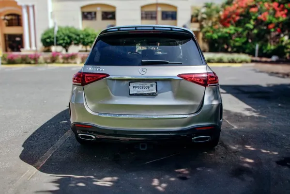 2021 Mercedes-Benz Clase GLE — foto 2 / 8