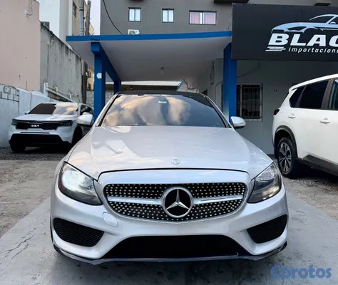 2015 Mercedes-Benz Clase C — foto 2 / 12