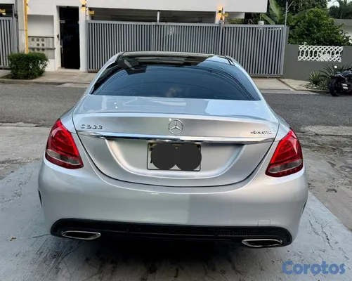 2015 Mercedes-Benz Clase C — foto 7 / 12