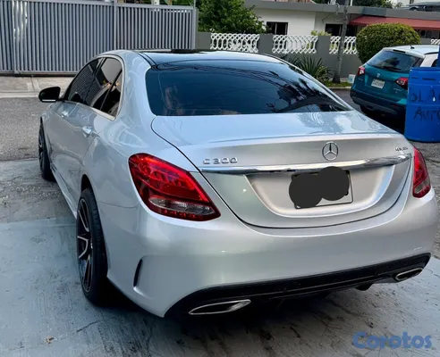 2015 Mercedes-Benz Clase C — foto 8 / 12