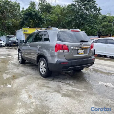 2013 Kia Sorento — foto 4 / 9