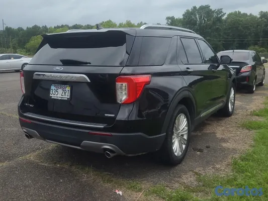 2021 Ford Explorer — foto 7 / 16