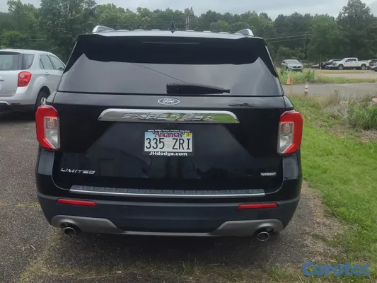 2021 Ford Explorer — foto 9 / 16