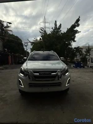 2019 Isuzu Dmax — foto 2 / 8