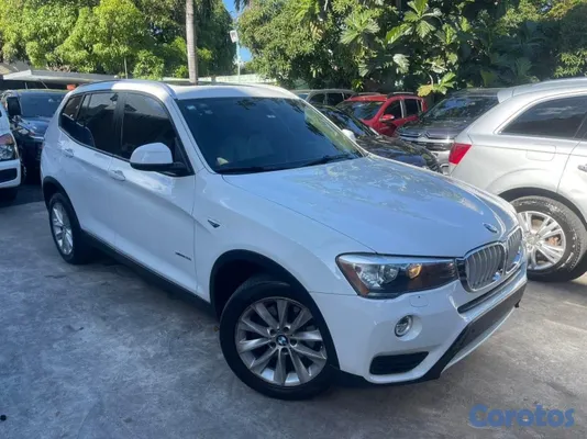 2015 BMW Serie X — foto 2 / 10