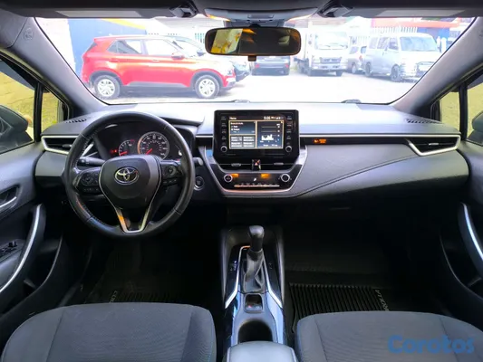 2020 Toyota Corolla — foto 12 / 13