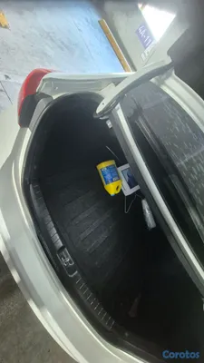2018 Hyundai Elantra — foto 5 / 9