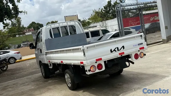 2022 Kia Bongo — foto 3 / 9