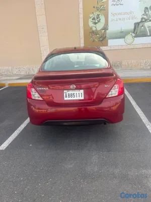2017 Nissan Versa — foto 3 / 7