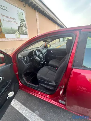 2017 Nissan Versa — foto 6 / 7
